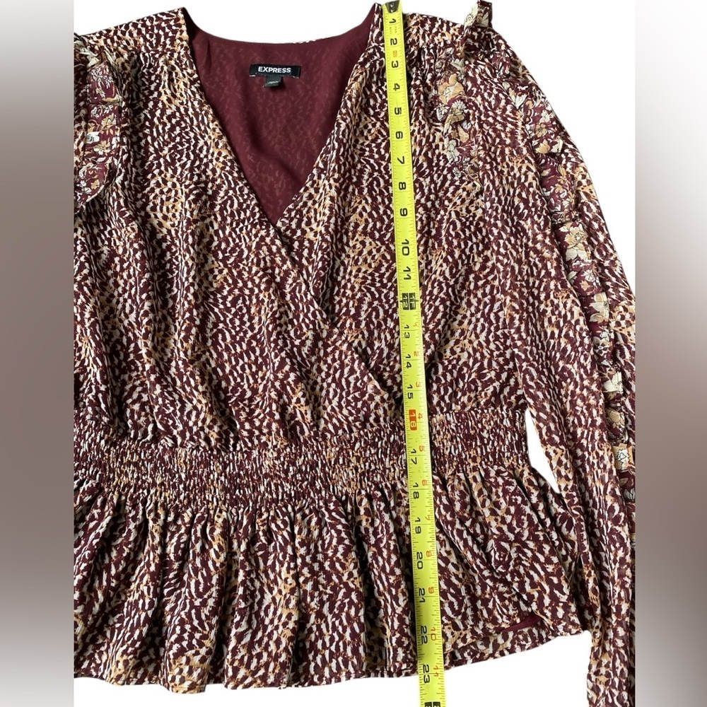 EXPRESS Women's Size L Smocked Blouse Burgundy Ruffle V-Neck - Picture 5 of 11